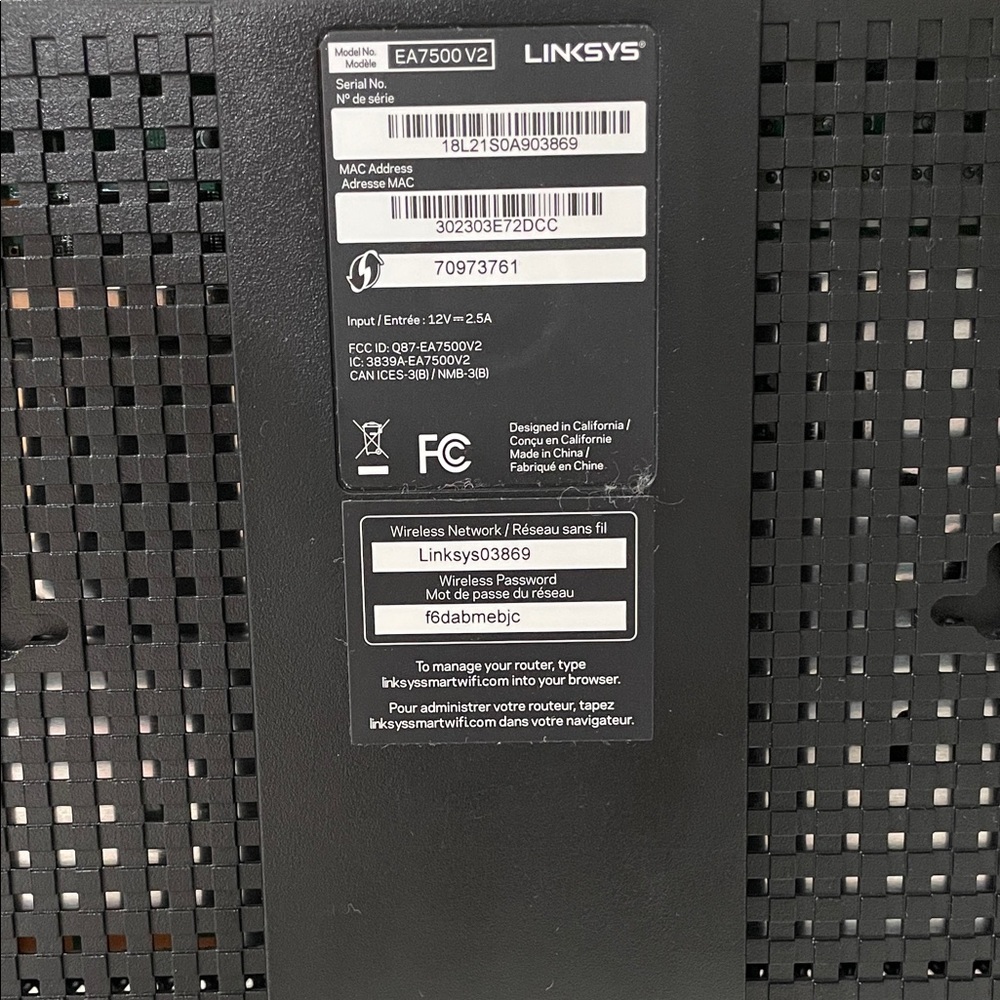 Linksys EA7500 Wireless Router - Picture 3 of 3
